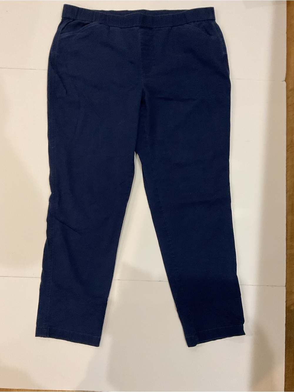 Lands' End Women's Straight Leg Pull On Pants in Navy